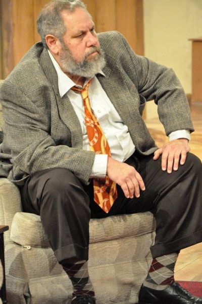 MICHAEL DRESDNER (Davis) Photo