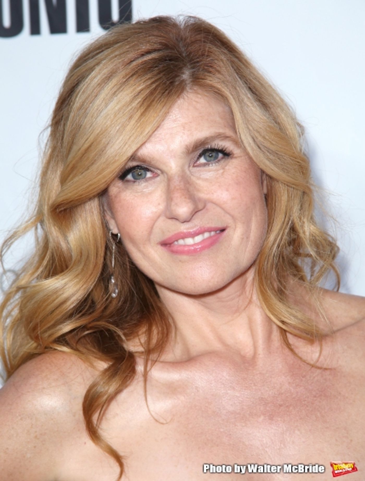 Photo Coverage: On the TIFF Red Carpet for THIS IS WHERE I LEAVE YOU  Image