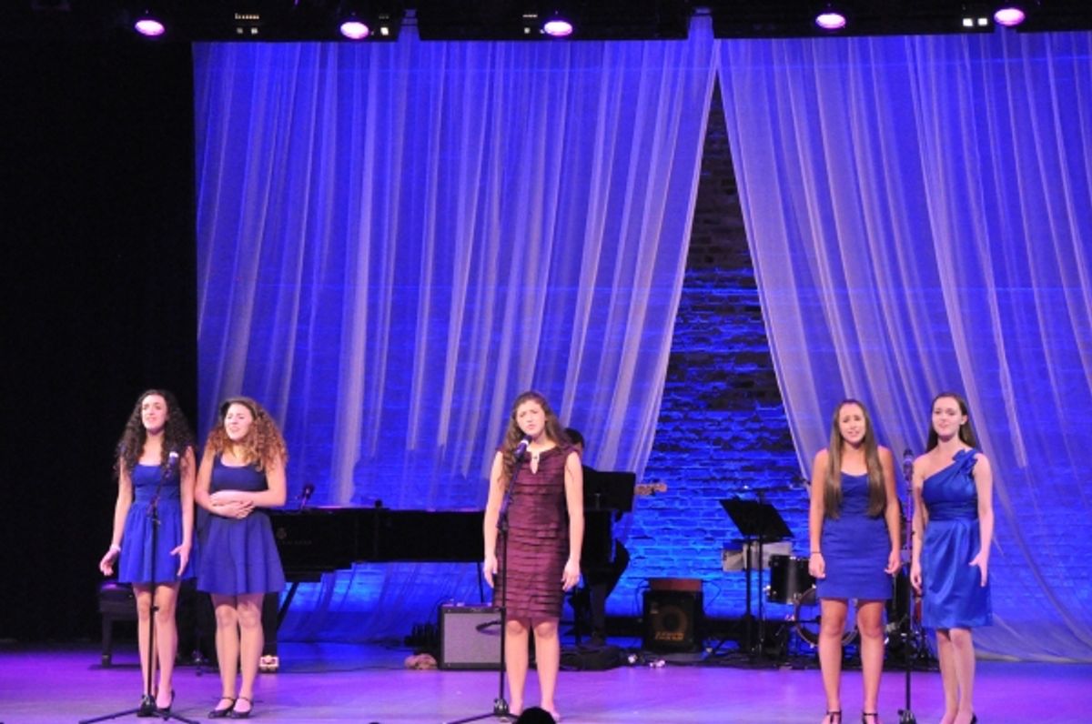 Jessica Doherty, Hannah Lewis, Megan Johnson, Melody Munitz and Alexis Paige at 