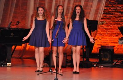 Jessica Doherty, Hannah Lewis and Melody Munitz Photo