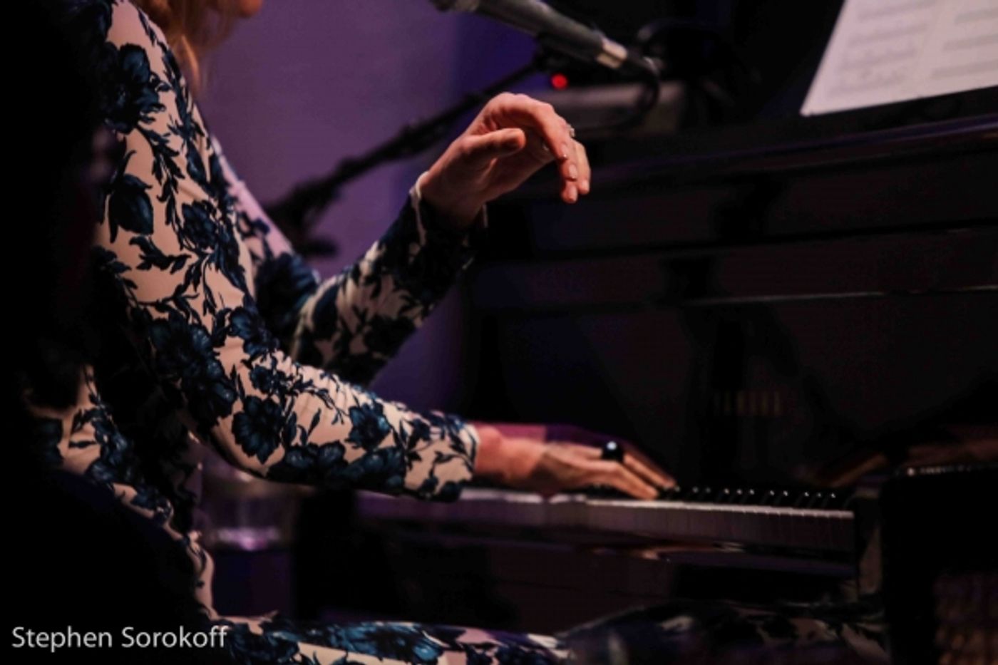 Photo Coverage: Luba Mason Brings MIXTURA to the Metropolitan Room  Image