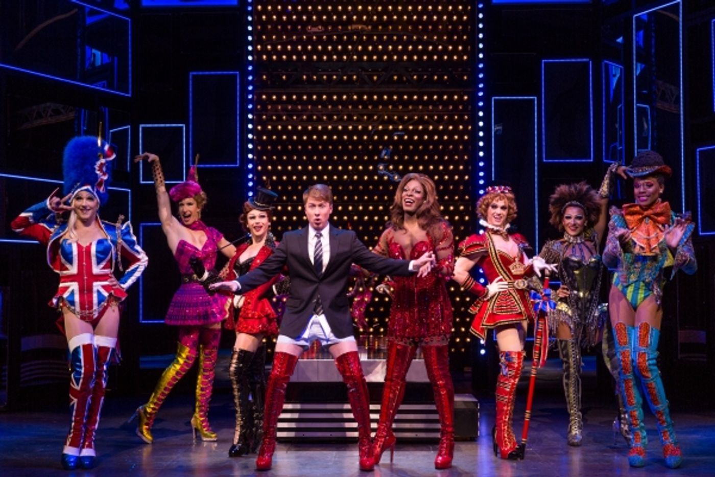 Photo Flash: First Look at KINKY BOOTS National Tour, Starring Kyle Taylor Parker, Steven Booth & More!  Image