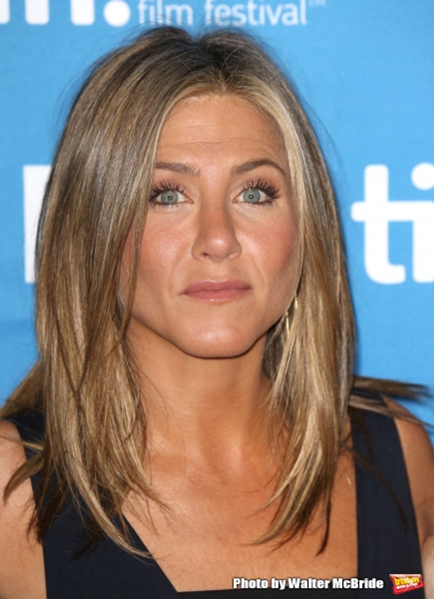 Photo Coverage: Anna Kendrick, Jennifer Aniston, and More Attend CAKE Photo Call at TIFF  Image