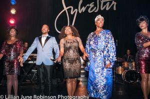 Anastacia McCleskey, Kendrell Bowman, Sheryl Lee Ralph, Anthony Wayne and Jacqueline  Photo
