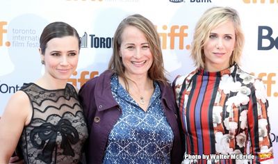 Shira Piven, Linda Cardellini, Kristen Wiig  Photo
