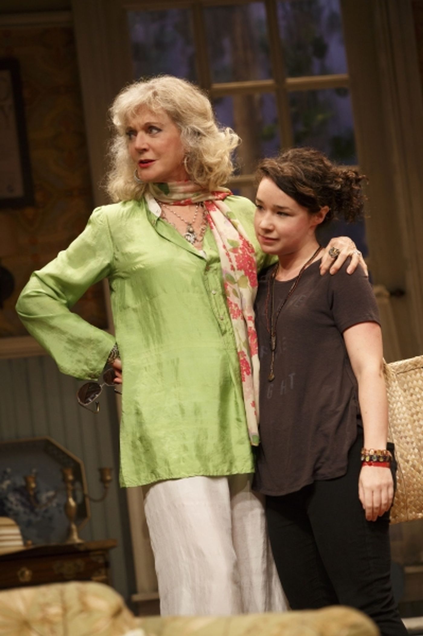 Photo Flash: First Look at Blythe Danner, Daniel Sunjata and More in MTC's THE COUNTRY HOUSE  Image