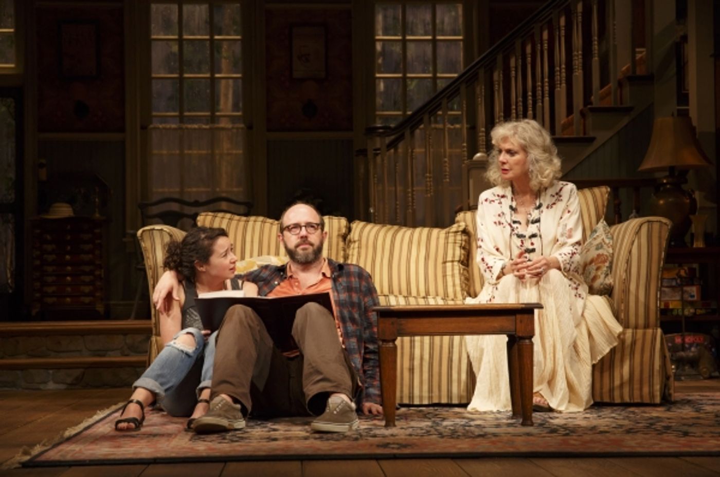 Photo Flash: First Look at Blythe Danner, Daniel Sunjata and More in MTC's THE COUNTRY HOUSE  Image