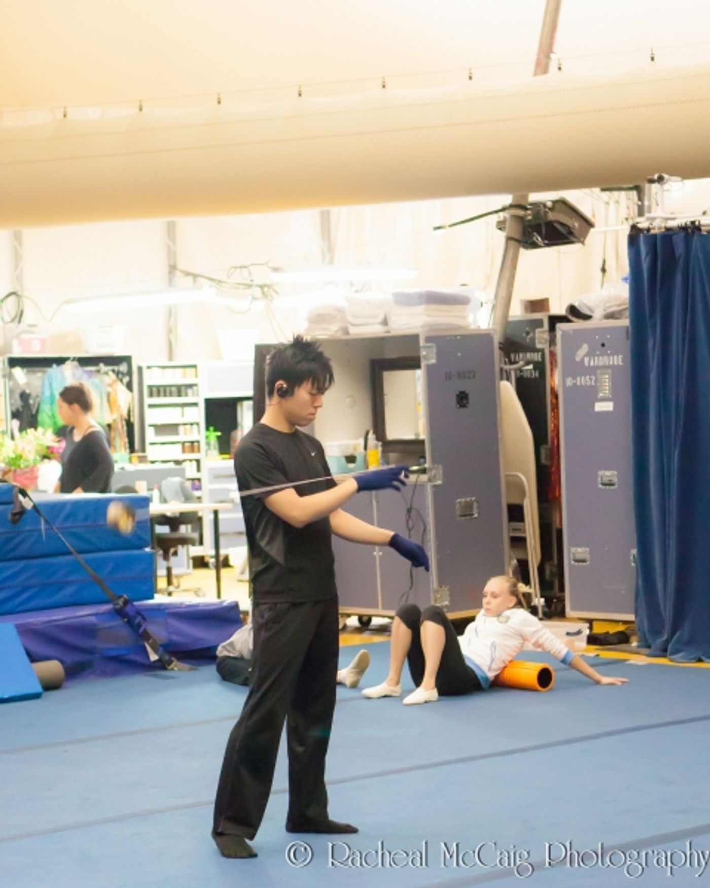 BWW Exclusive: Backstage at Cirque du Soleil's 'KURIOS' Image