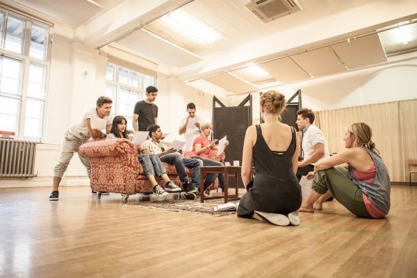 Photo Coverage: Jane Horrocks In EAST IS EAST! — photo 2 of 6