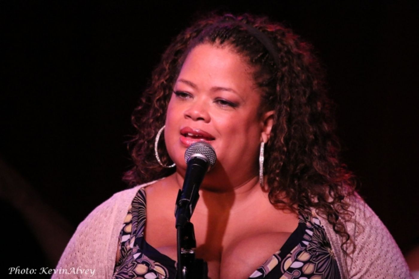 Photo Flash: Natalie Douglas Brings HELLO DOLLY to Birdland  Image