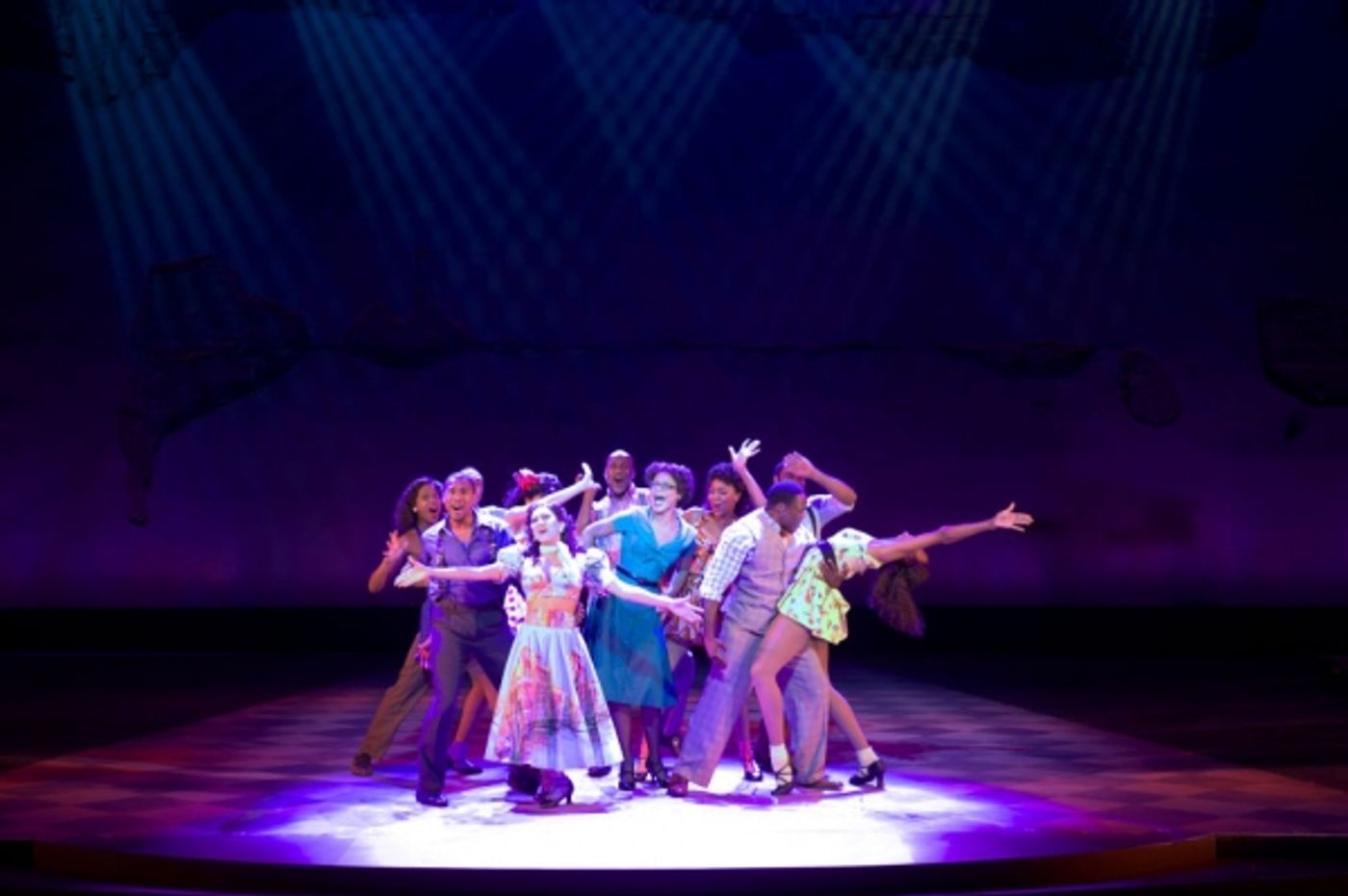 Photo Flash: First Look at Wayne Brady, Merle Dandridge and More in Pasadena Playhouse's KISS ME, KATE  Image