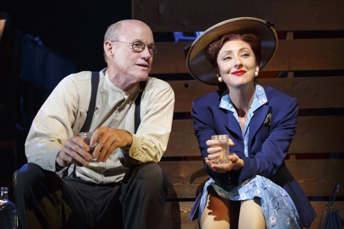 Stephen Lee Anderson as Daddy Murphy and Carmen Cusack as Alice Murphy at 