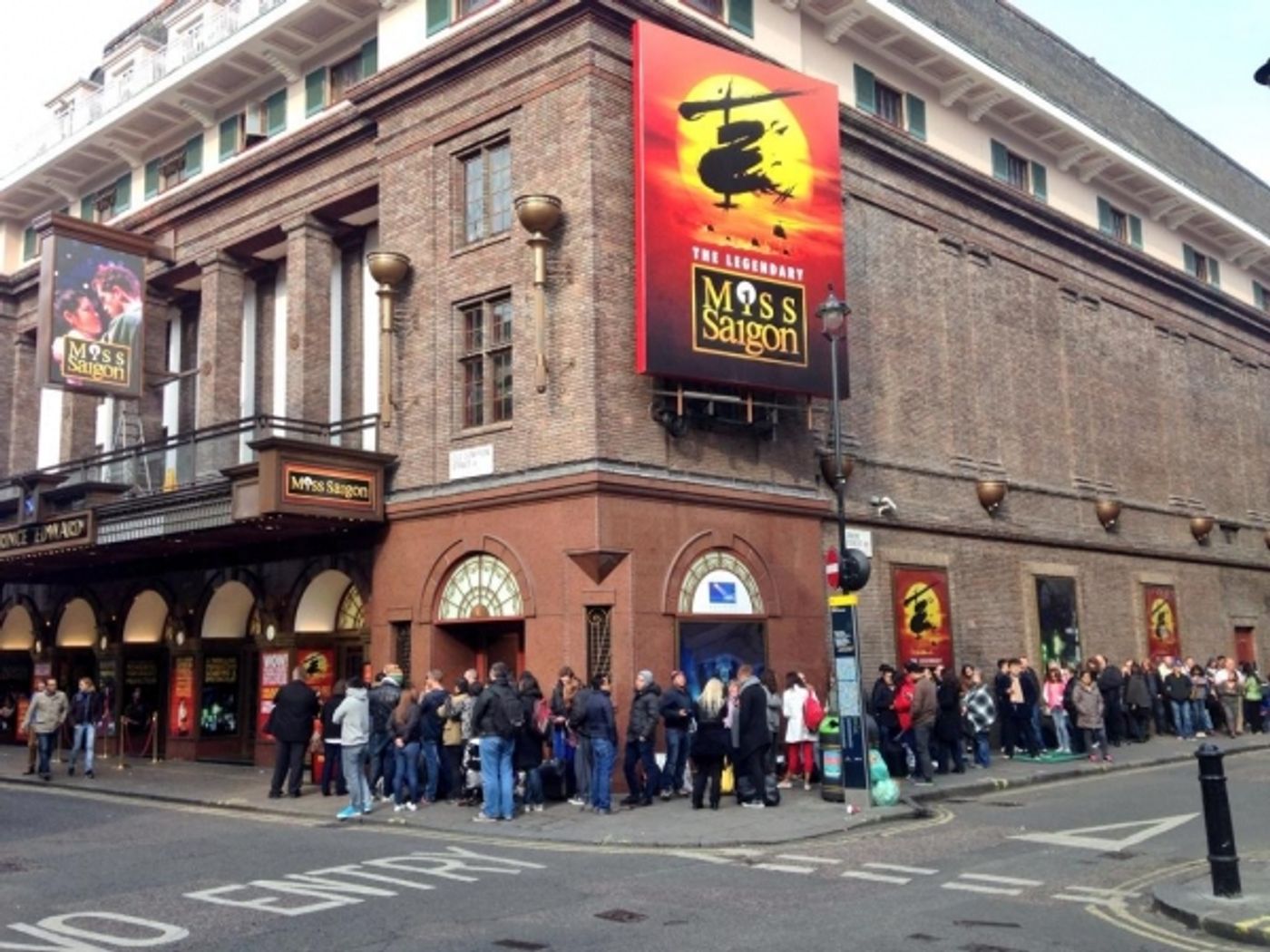 Photo Flash: MISS SAIGON's Starry 25th Anniversary Gala in the West End  Image