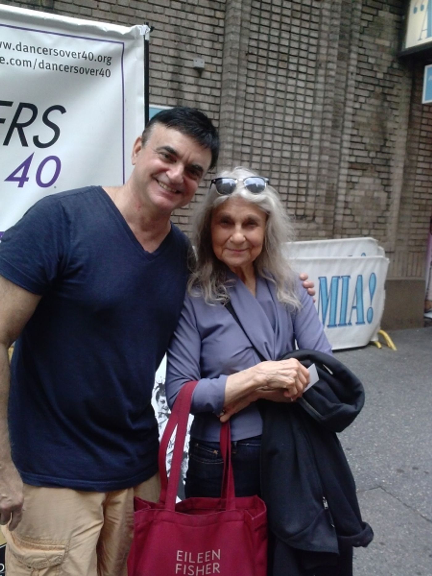Photo Flash: Dancers Over 40 Supports BC/EFA at 2014 Broadway Flea Market  Image