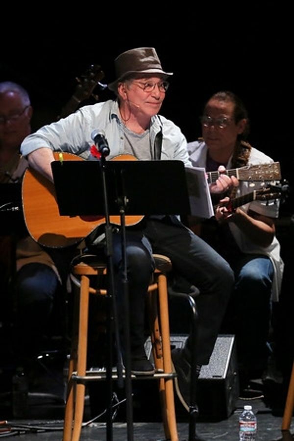 Paul Simon Photo