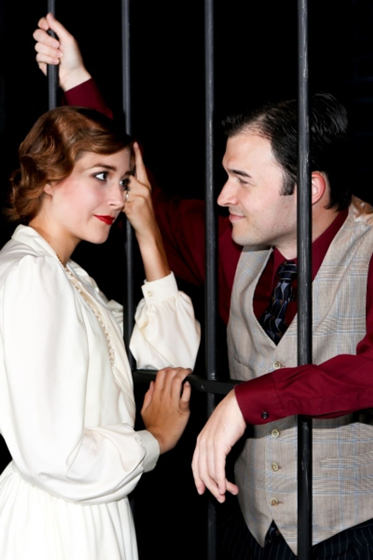 Larissa White as Bonnie and Matt Pentecost as Clyde at 