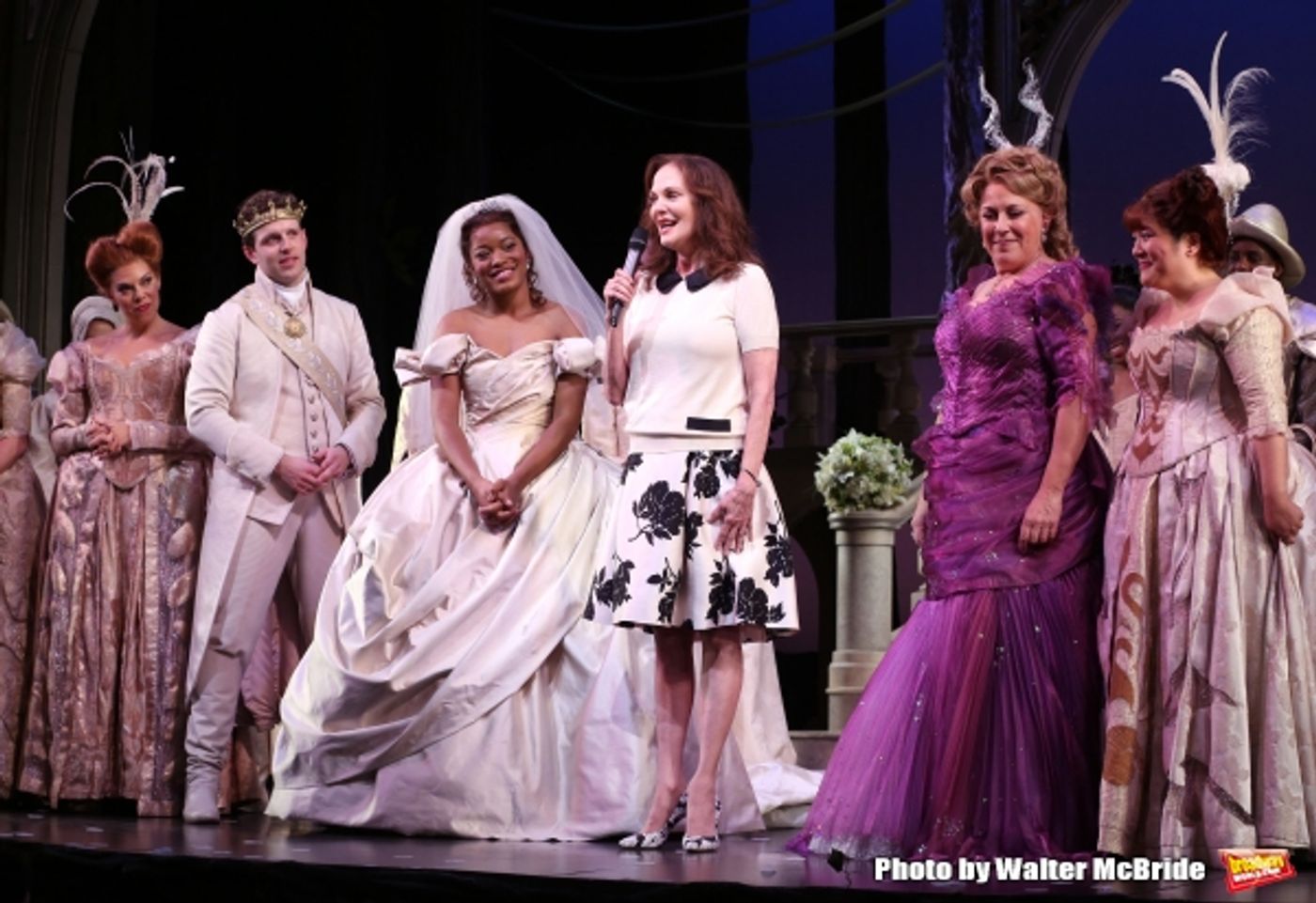 Photos: Academy Award Nominee & CINDERELLA TV Star Lesley Ann Warren Joins Broadway Show for Encore! Image