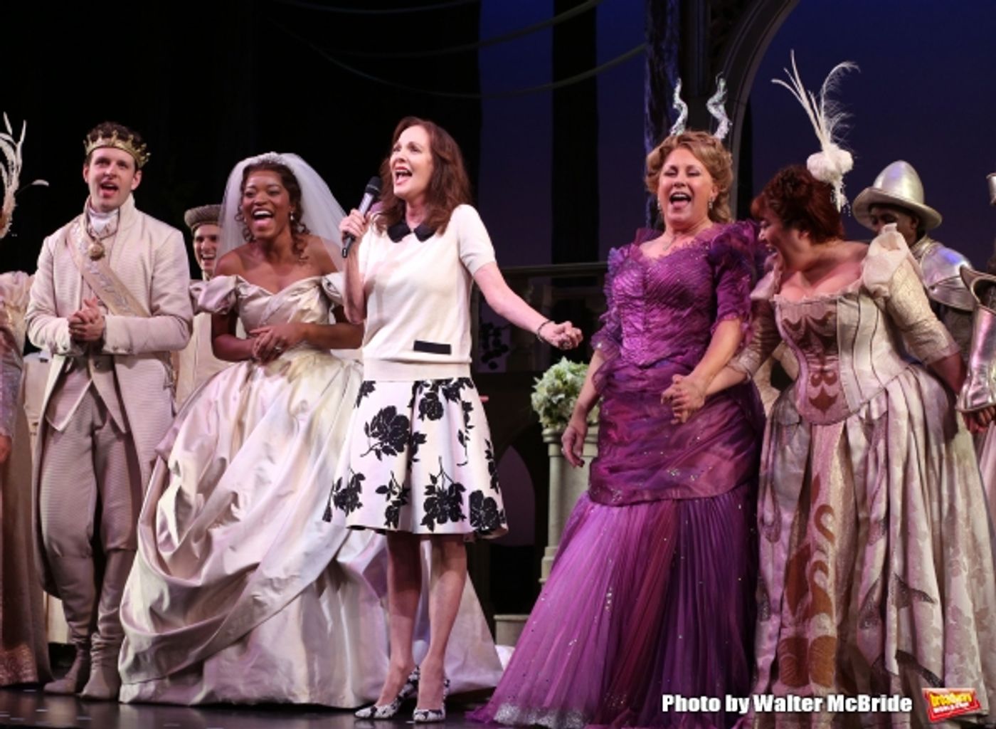 Photos: Academy Award Nominee & CINDERELLA TV Star Lesley Ann Warren Joins Broadway Show for Encore! Image