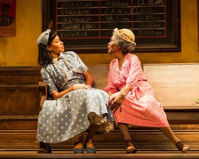 Jurnee Smollett-Bell and Cicely Tyson Photo