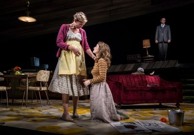 Katherine Keberlein (Violet), Catherine Combs (Beauty) and Guy Massey (Footnote) Photo