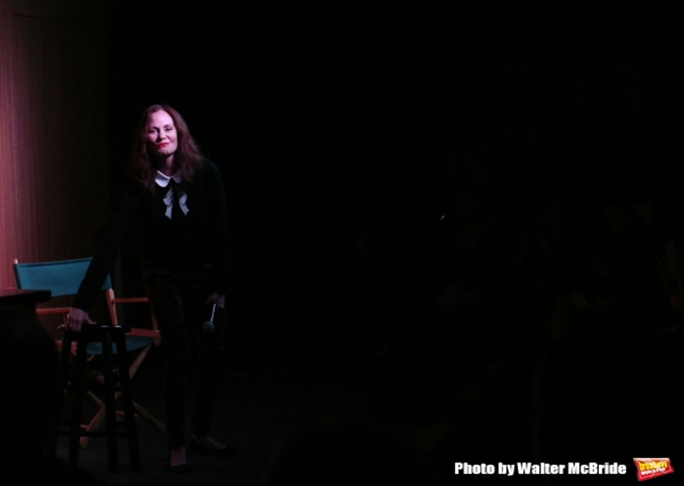 Photo Coverage: Lesley Ann Warren Performs from CINDERELLA at Barnes & Noble Image