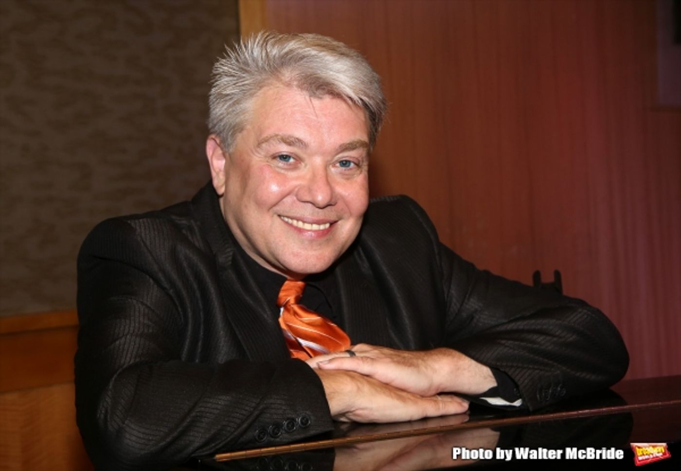 Photo Coverage: Lesley Ann Warren Signs CINDERELLA DVDs at Barnes & Noble  Image