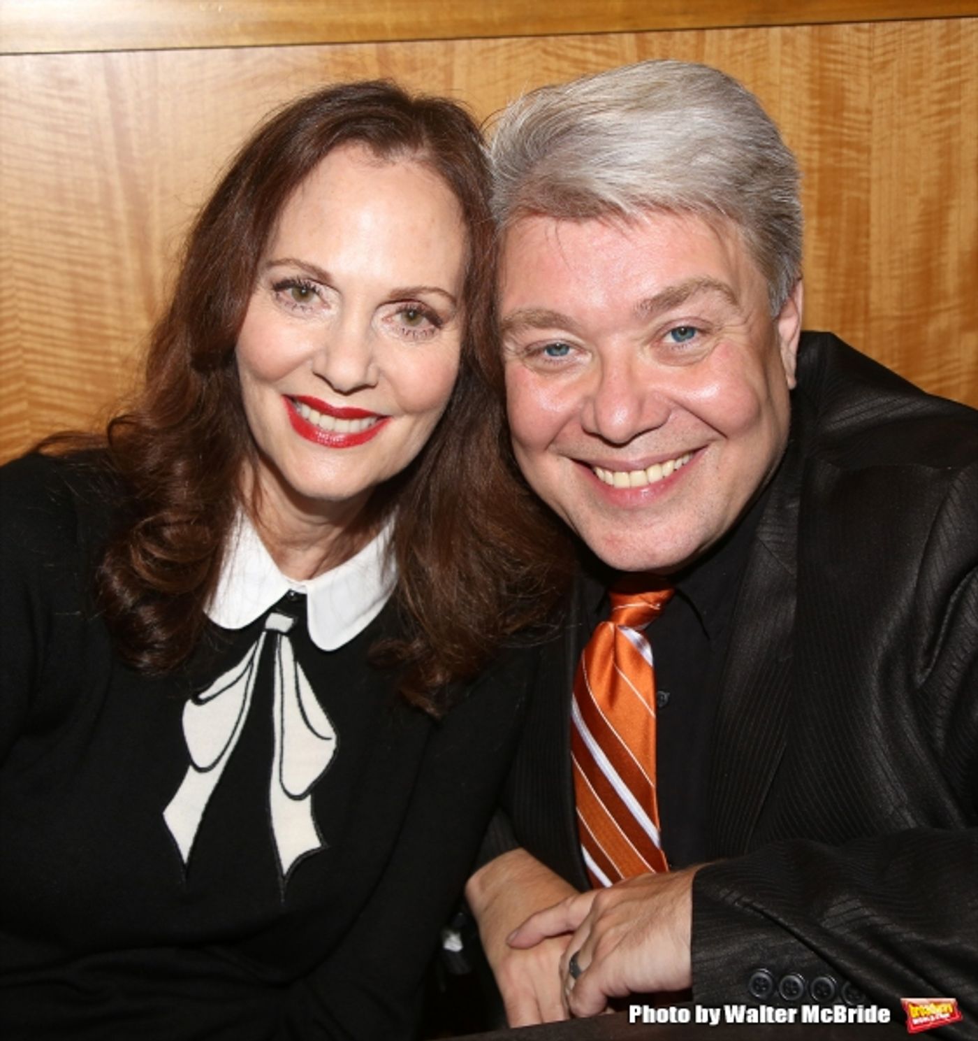 Photo Coverage: Lesley Ann Warren Signs CINDERELLA DVDs at Barnes & Noble  Image
