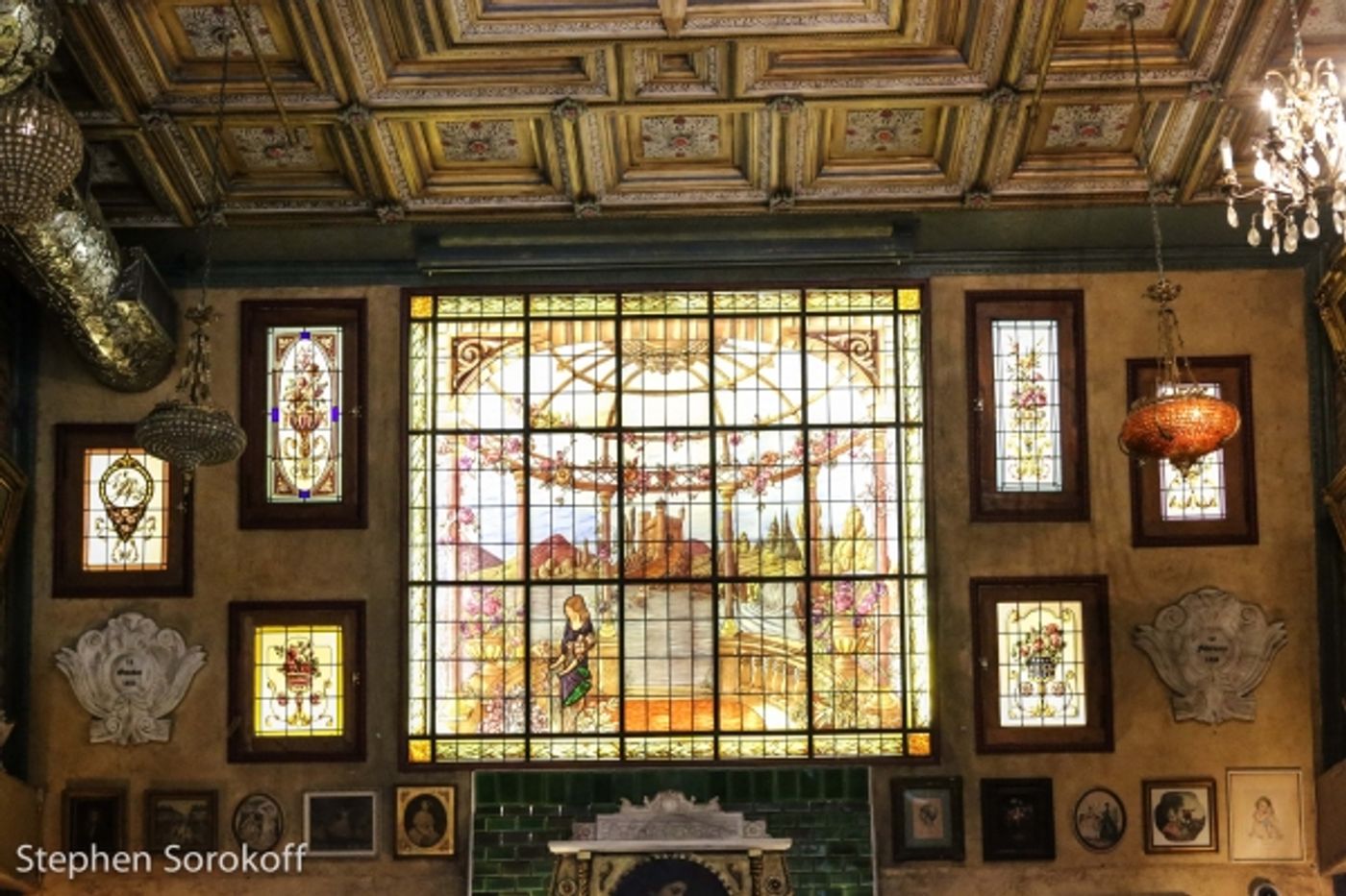 Photo Coverage: McGowan Trilogy Visits BACKSTAGE WITH PETER LEDONNE Photo Coverage: McGowan Trilogy Visits BACKSTAGE WITH PETER LEDONNE Image