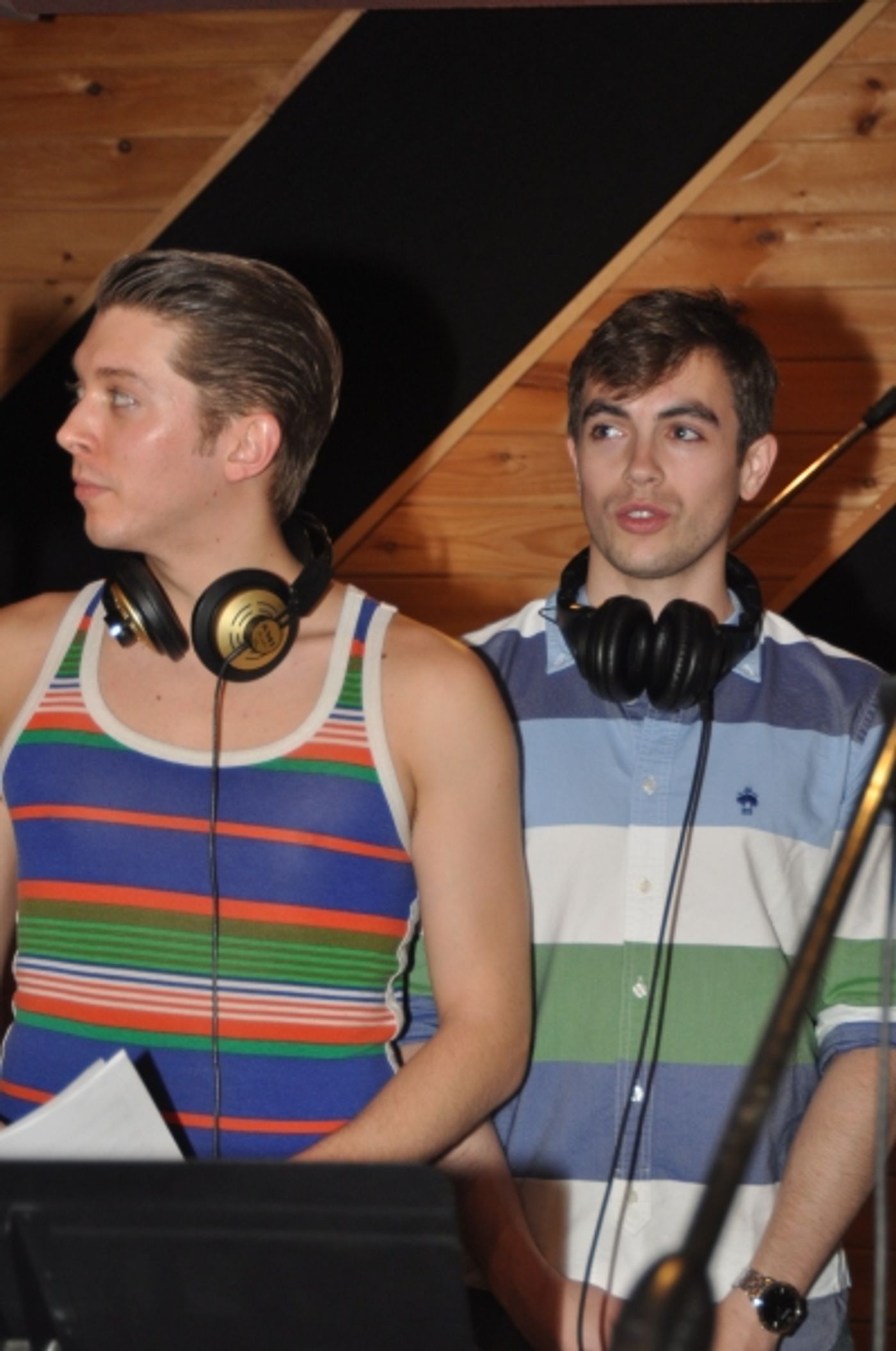 Exclusive Photo Coverage: CABARET Cast Travels Around the World for Carols For A Cure! Image