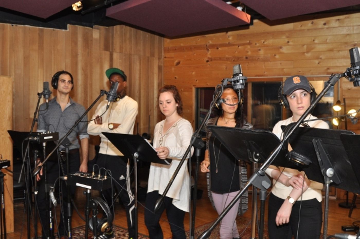 Exclusive Photo Coverage: CINDERELLA Cast Brings a Little Christmas to Carols For A Cure! Image
