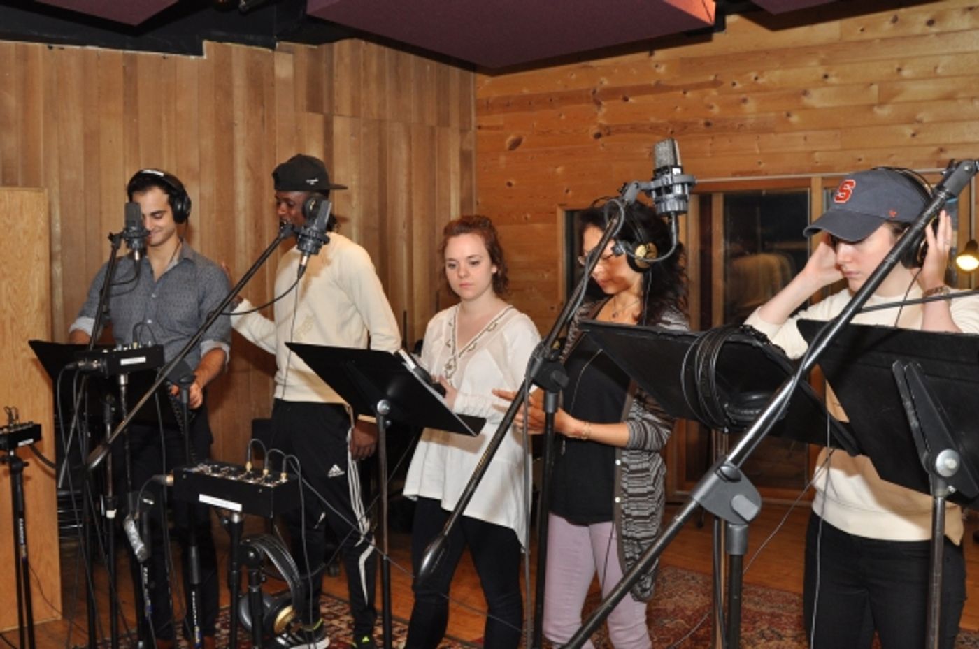 Exclusive Photo Coverage: CINDERELLA Cast Brings a Little Christmas to Carols For A Cure! Image