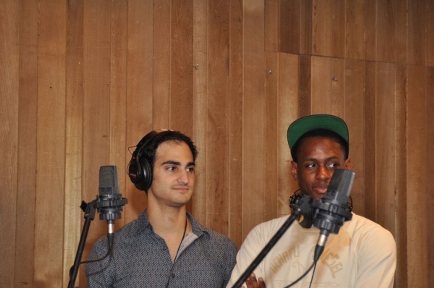 Exclusive Photo Coverage: CINDERELLA Cast Brings a Little Christmas to Carols For A Cure! Image