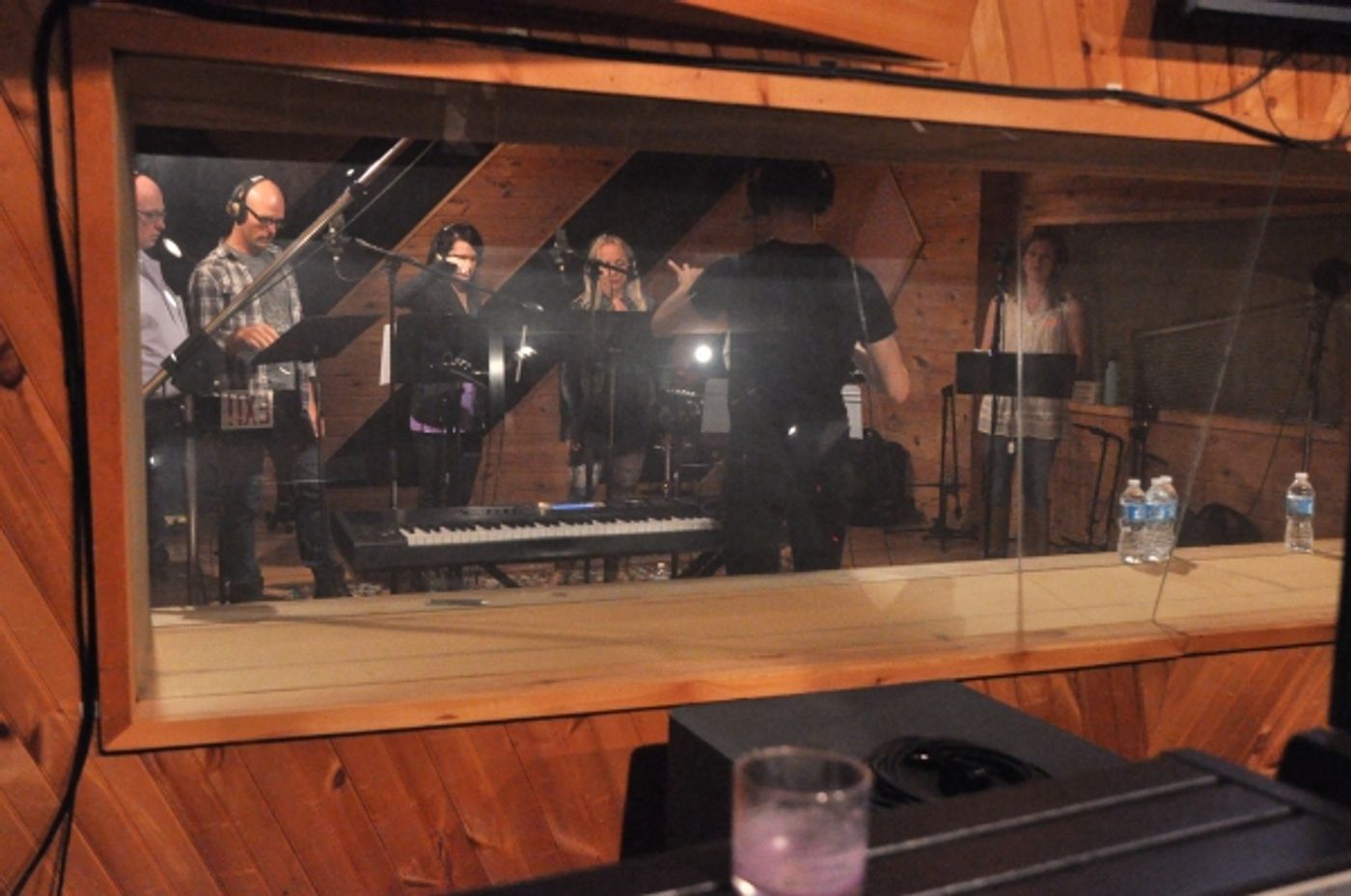 Exclusive Photo Coverage: In the Recording Studio with WICKED Cast for Carols For A Cure! Image