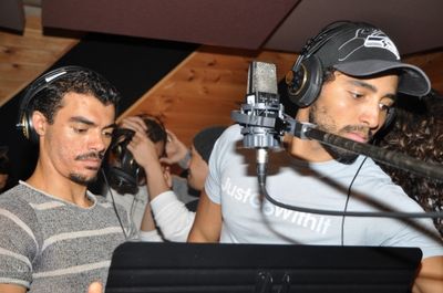 Yurel Echezarreta and Trent Saunders Photo