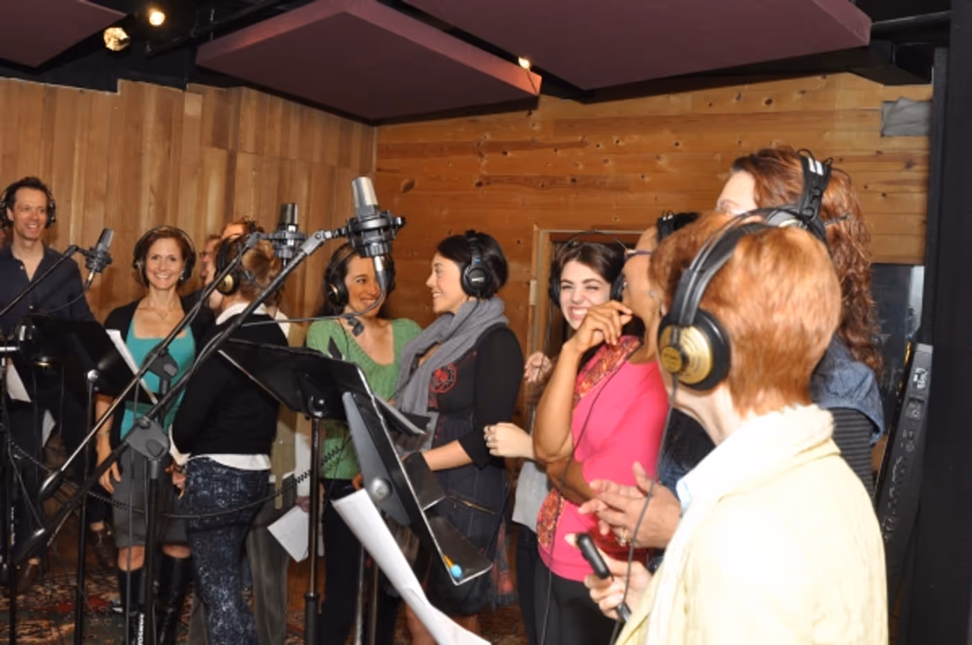 Exclusive Photo Coverage: THE PHANTOM OF THE OPERA Cast Brings a Torch to Carols For A Cure Image