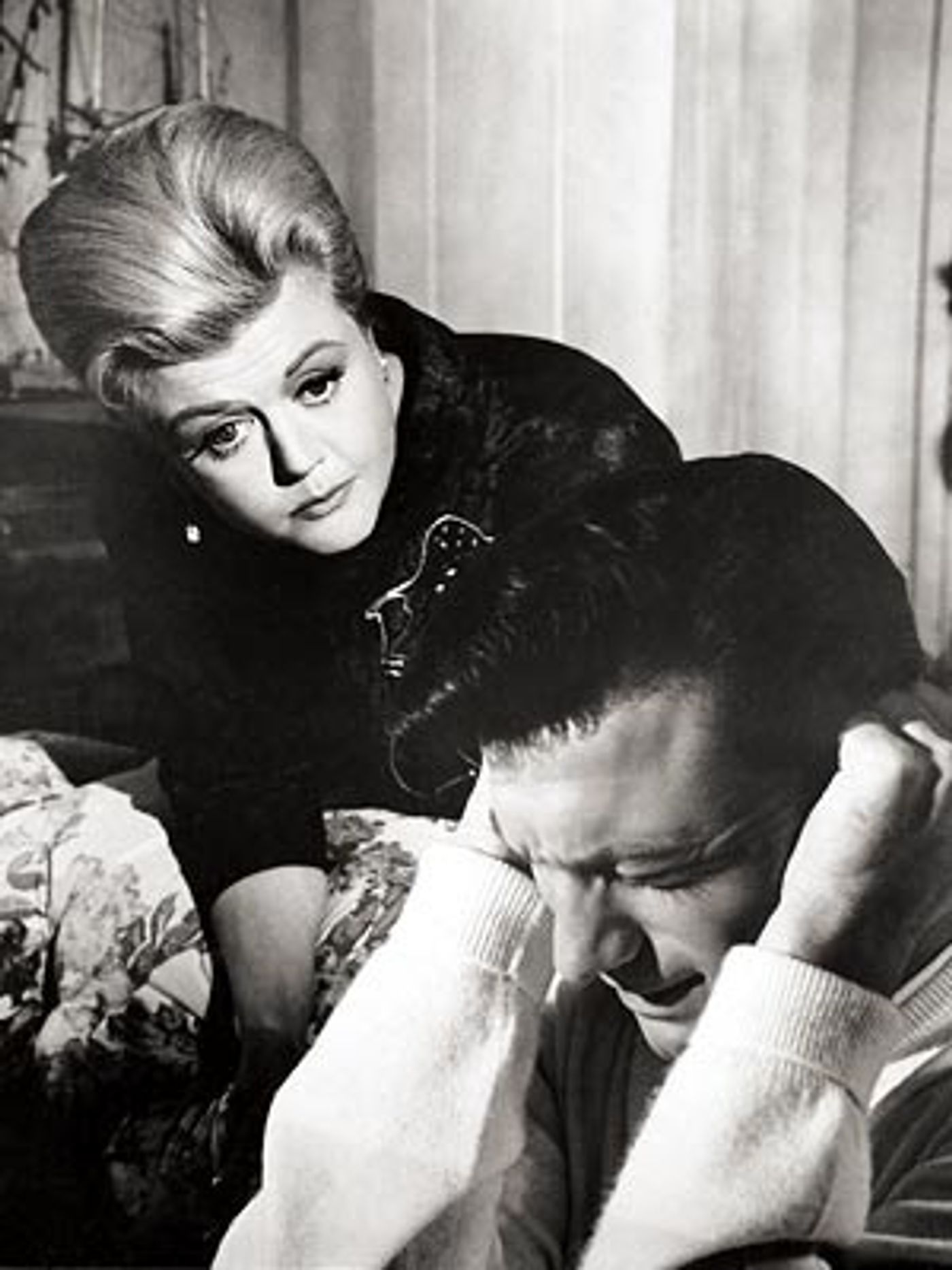 BWW Exclusive: ALL EYES ON ANGELA LANSBURY; Richard Jay-Alexander Talks to the Accomplished Star  Image