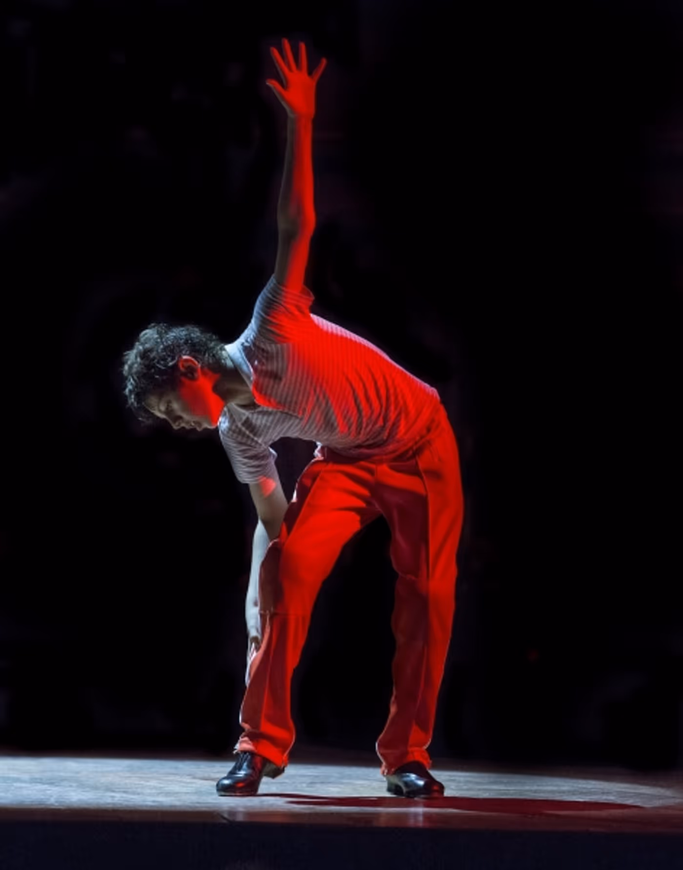 Photo Coverage Special: 25 Billy Elliots Unite in Special Finale of BILLY ELLIOT THE MUSICAL for Live Taping! Image