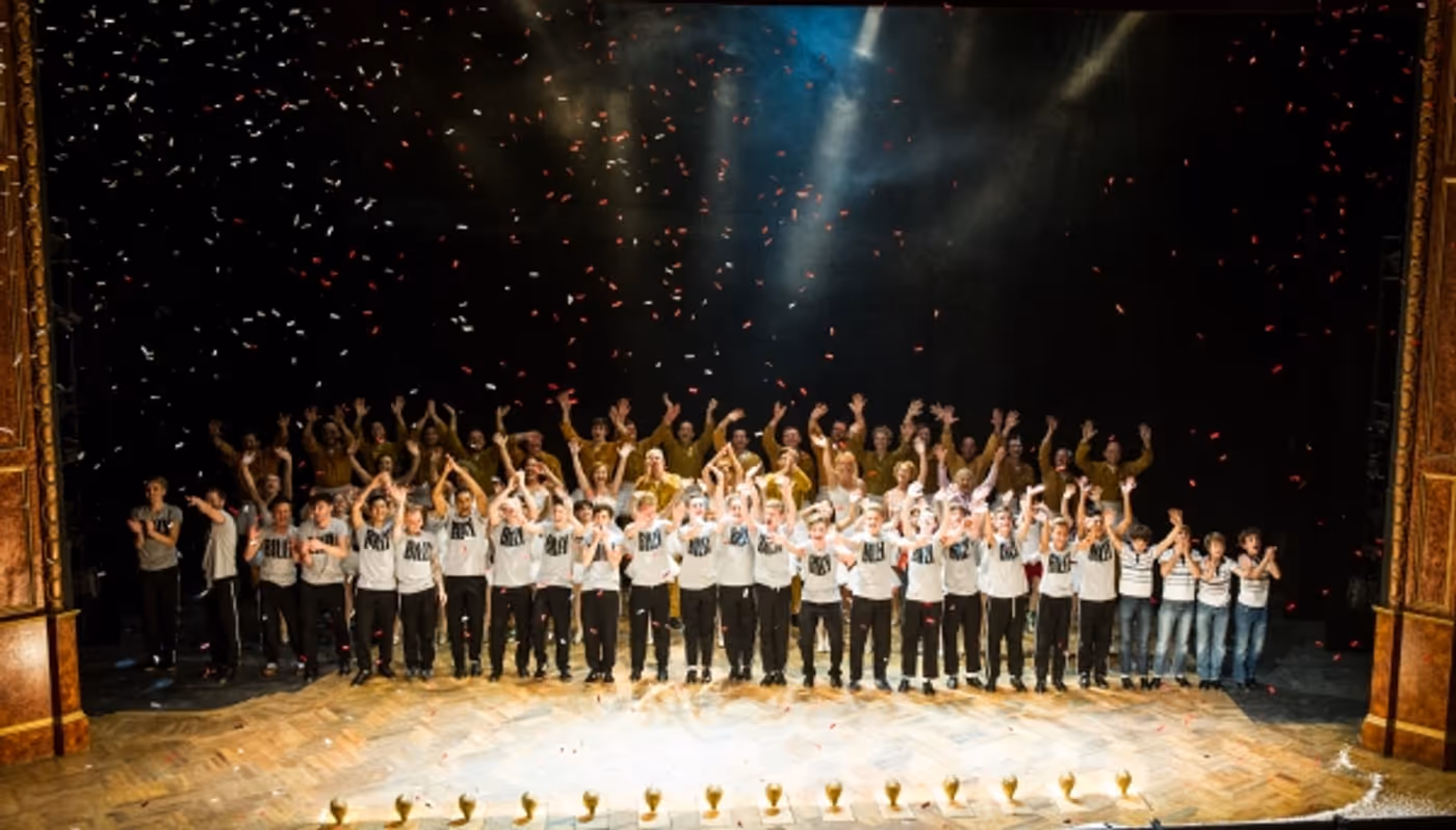 Photo Coverage Special: 25 Billy Elliots Unite in Special Finale of BILLY ELLIOT THE MUSICAL for Live Taping! Image
