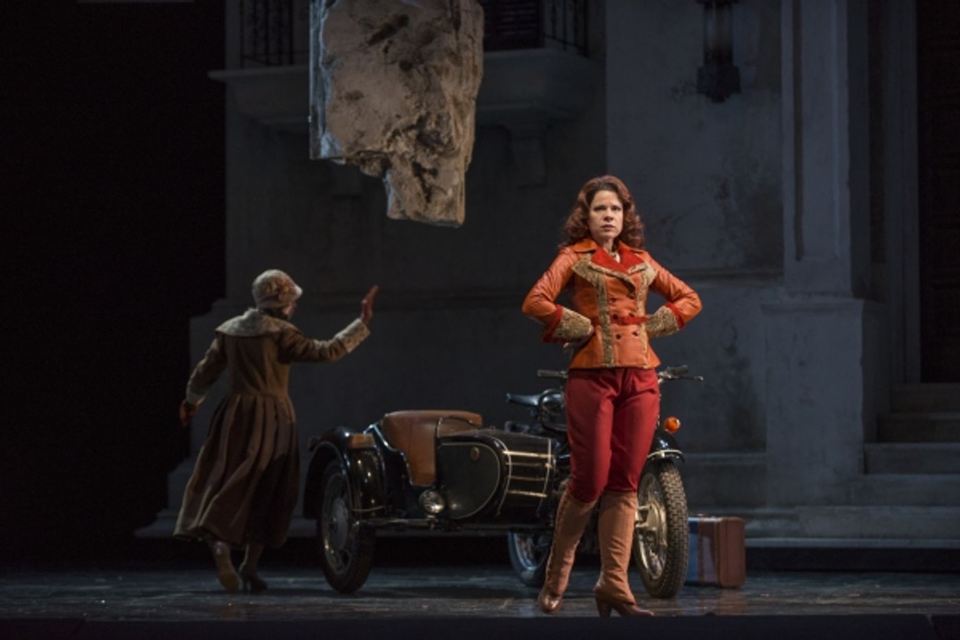 Photo Flash: First Look at The Lyric Opera of Chicago's DON GIOVANNI  Image