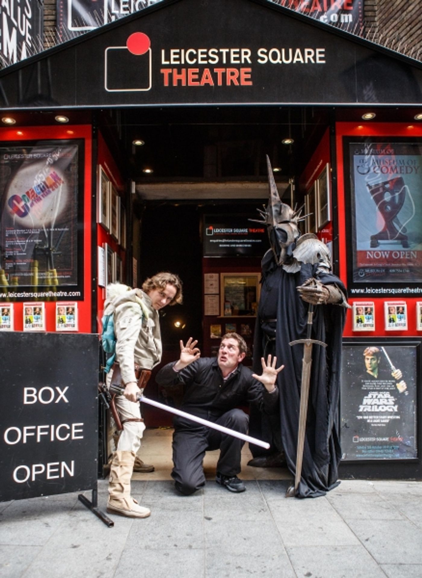 Photo Coverage: ONE MAN LORD OF THE RINGS Takes A Walk In London!  Image