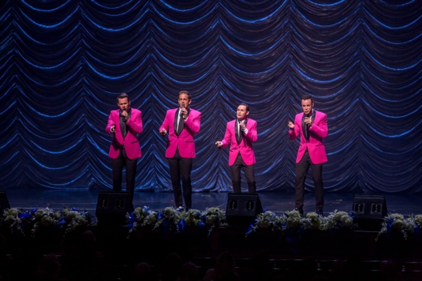 Photo Flash: Penn & Teller, JERSEY BOYS, Cirque du Soleil, Clint Holmes and More Highlight Nevada's 150th Birthday Celebration  Image