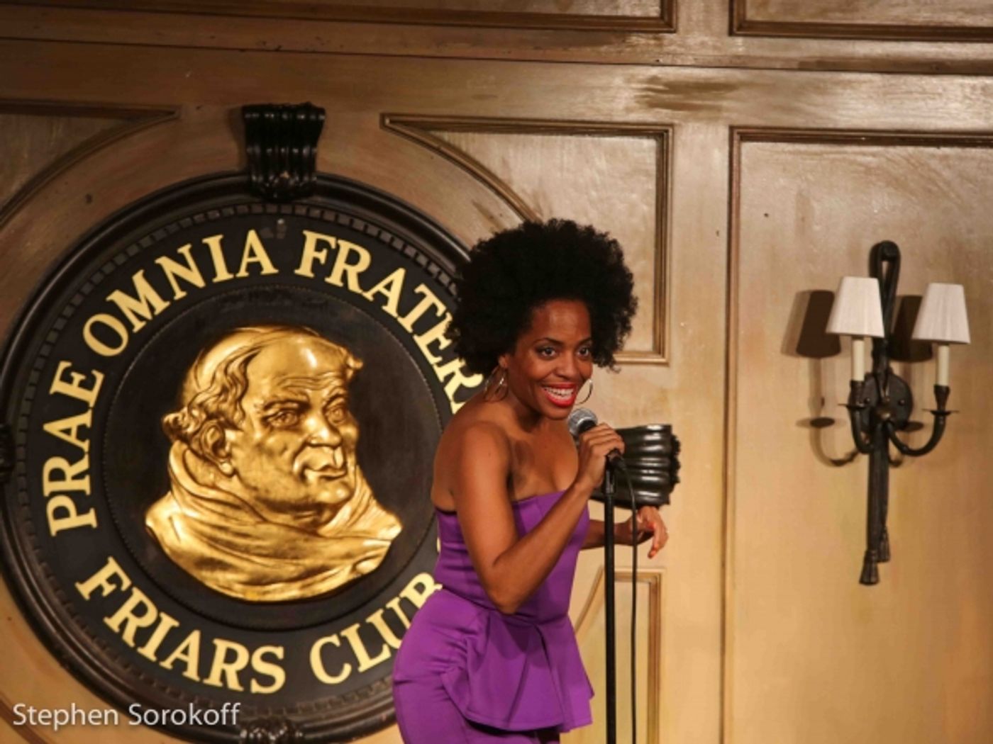 Photo Coverage: LES GIRLS Plays The Friars Club  Image