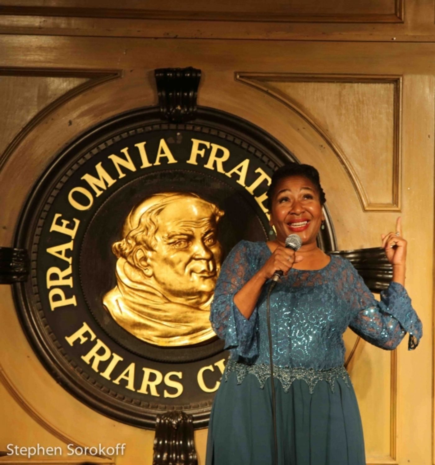 Photo Coverage: LES GIRLS Plays The Friars Club  Image