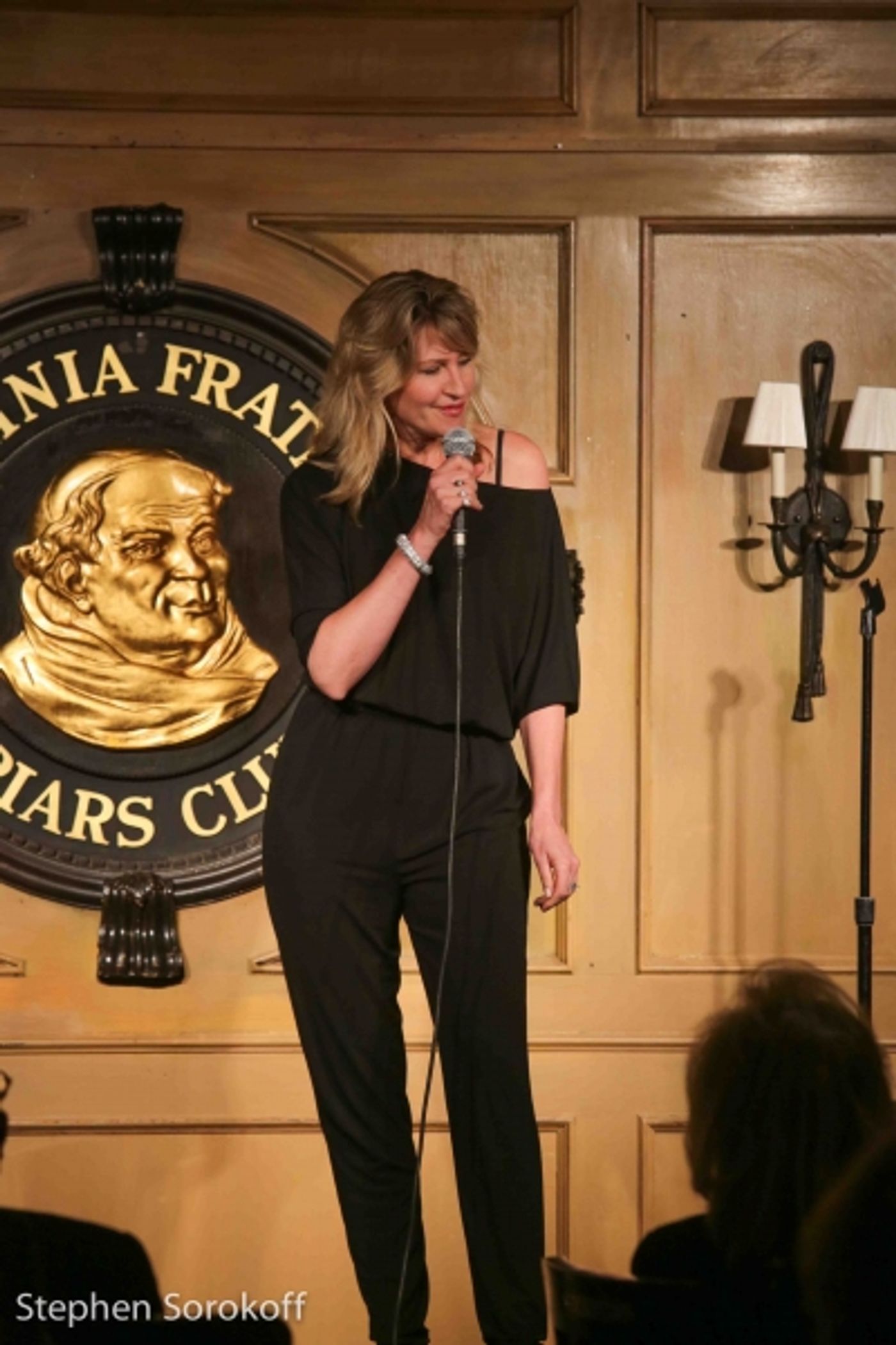 Photo Coverage: LES GIRLS Plays The Friars Club  Image