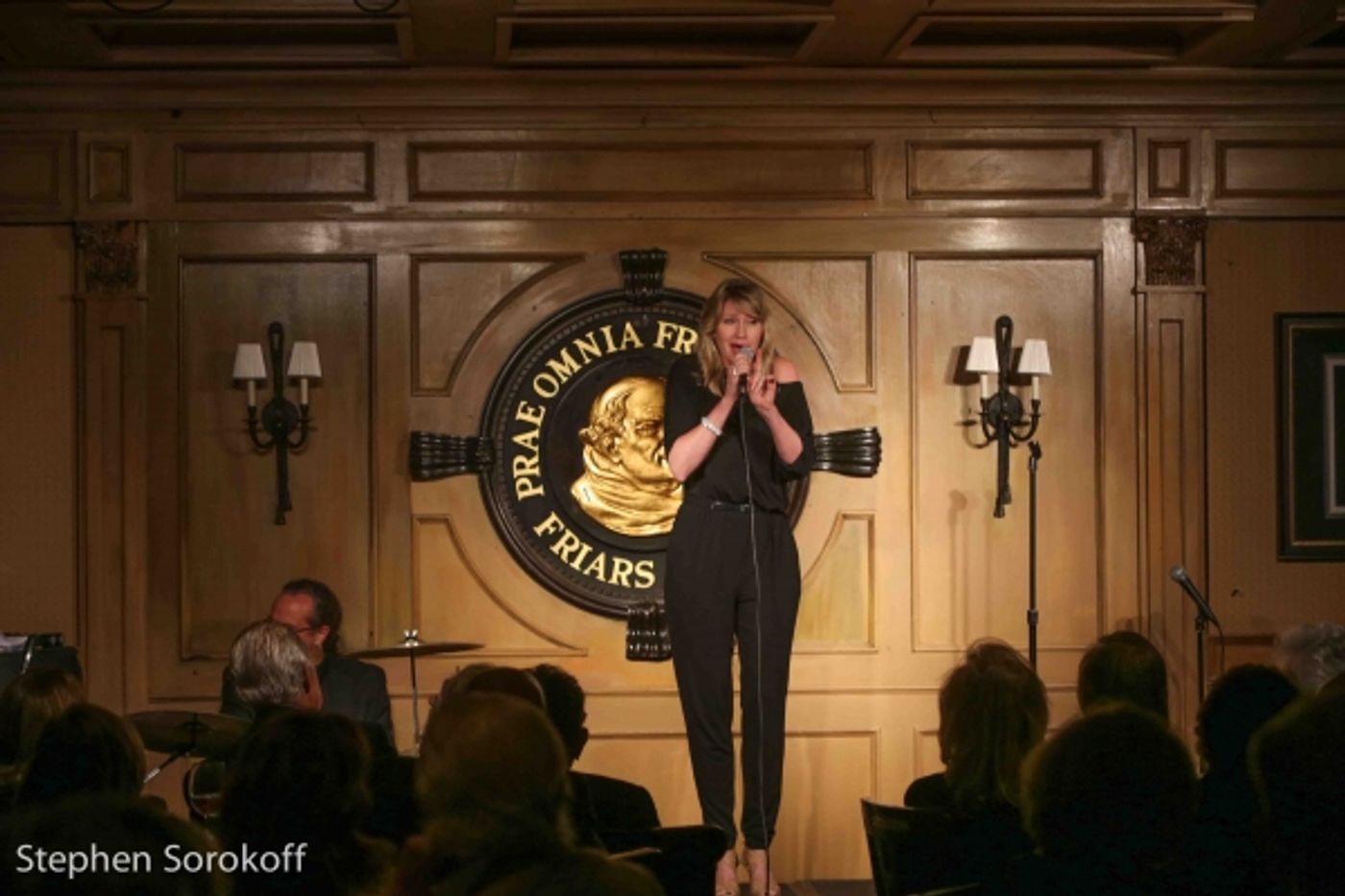 Photo Coverage: LES GIRLS Plays The Friars Club  Image