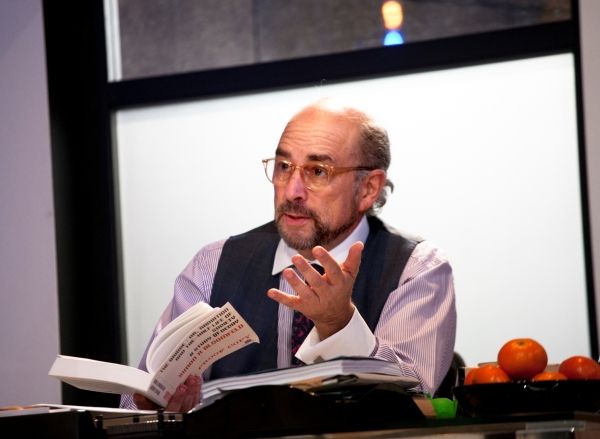 Richard Schiff Photo