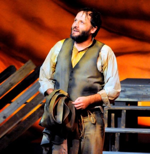 Kurt Johnson as Jim Casy Photo