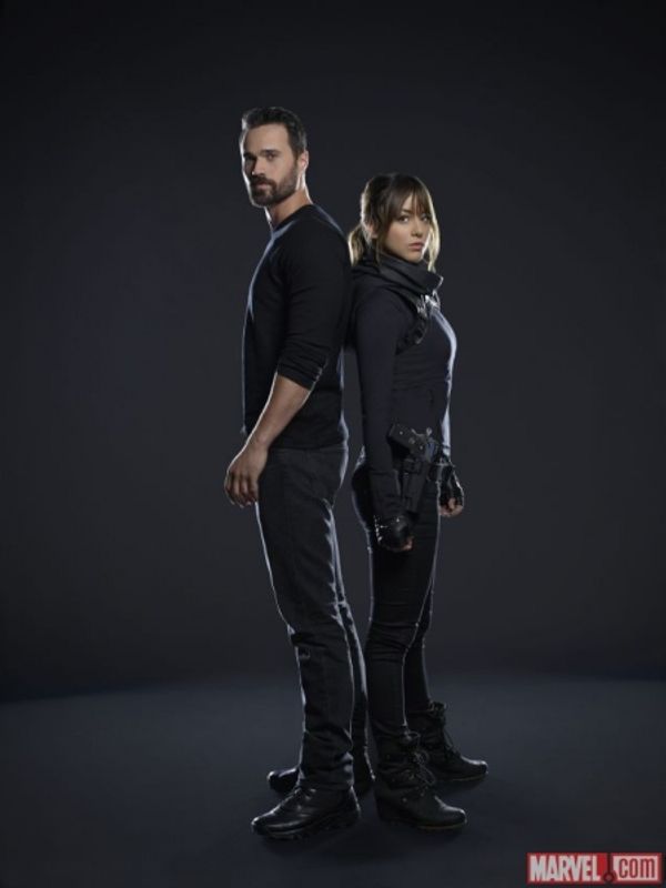  Brett Dalton and Chloe Bennet Photo