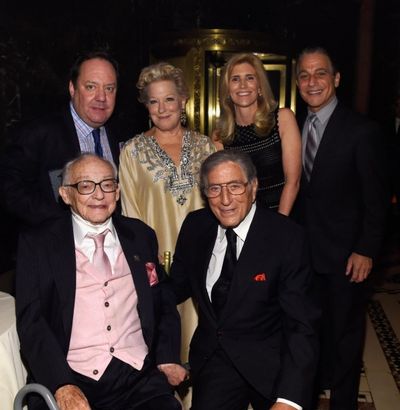 James M. Nederlander, James L. Nederlander, Bette Midler, Tony Bennett, Susan Benedet Photo
