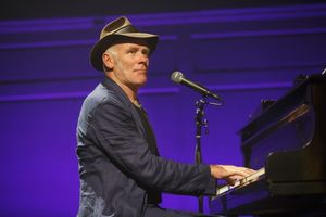 Stewart D'Arrietta Photo